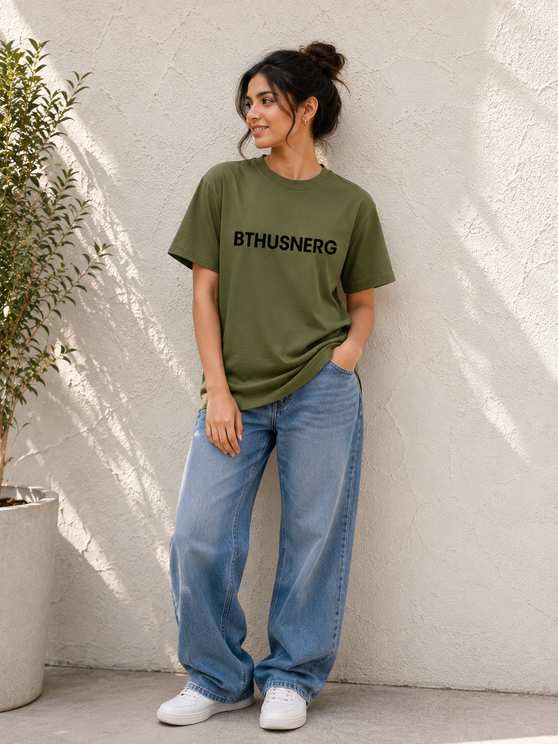 BTHUSNERG TEE