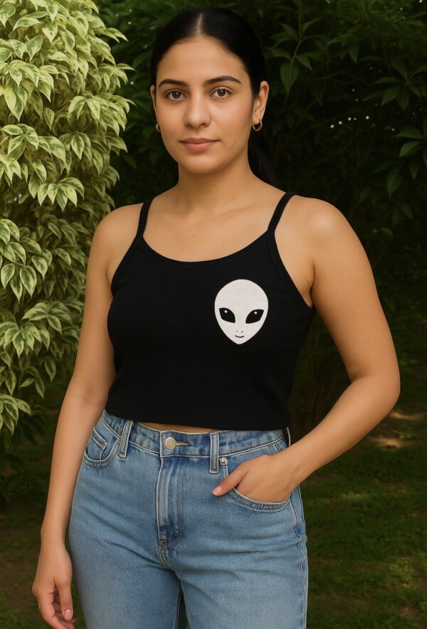 Alien Camie Top